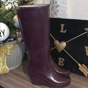 Hunter wedge heel boots